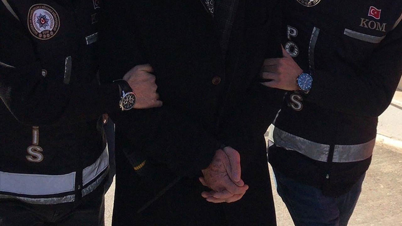 14 Ilde Uyusturucu Operasyonu 324 Kisi Tutuklandi