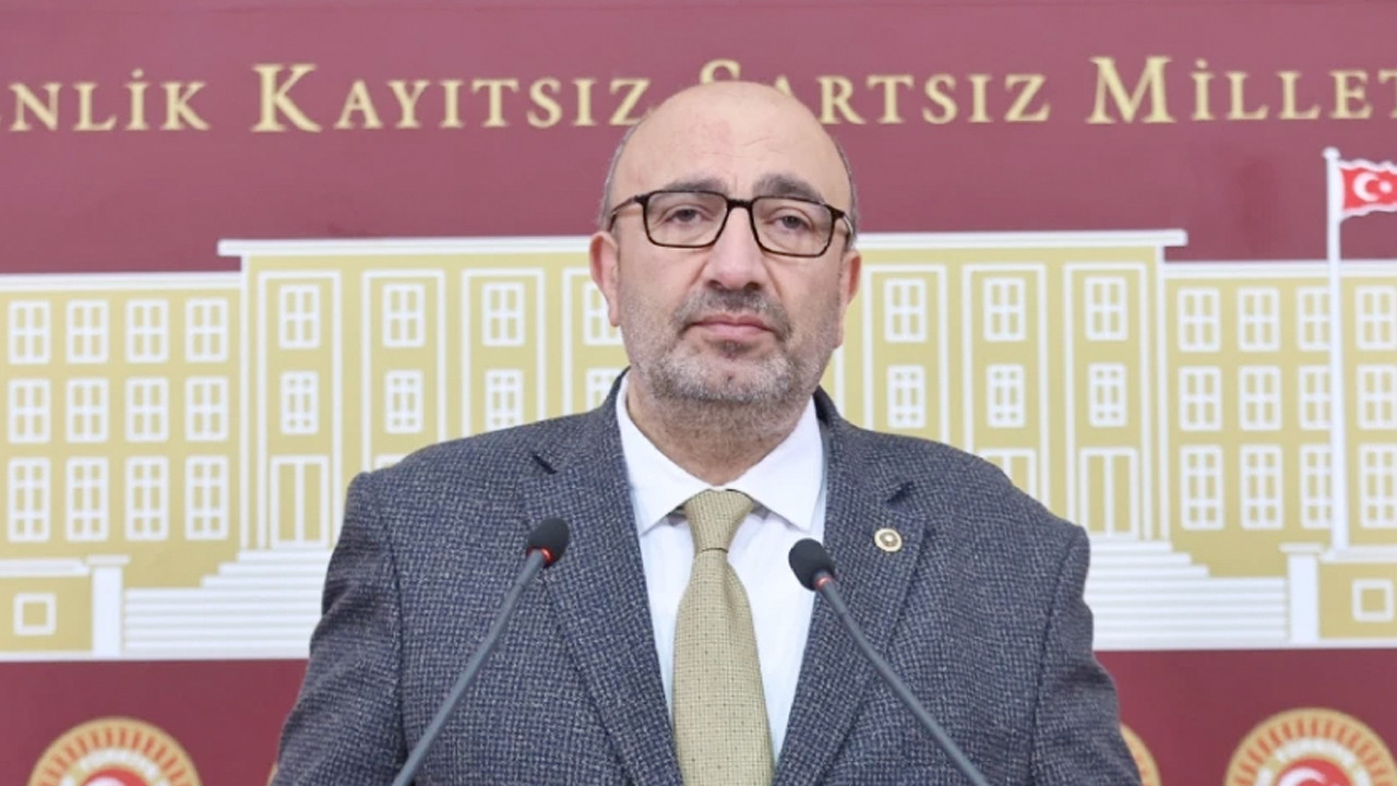 AK Parti’li Açıkkapı, CHP’nin deprem bölgesine yardımlarını eleştirdi