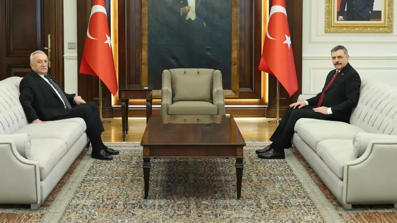 Bu fotoğrafın mesajı mı var? Mehmet Ağar İçişleri Bakanı Mustafa Çiftçi’yi niye ziyaret etti