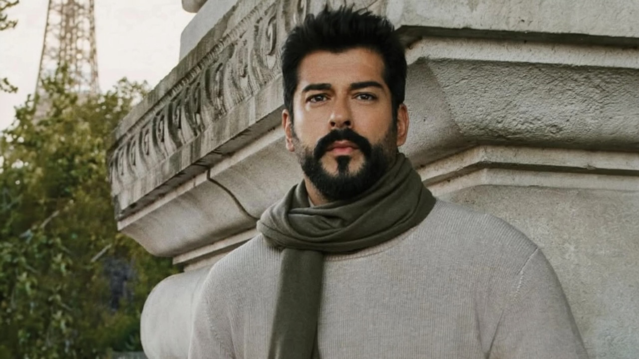 Burak Özçivit’in garajı servet değerinde! Aracının fiyatı ağızları açık bıraktı