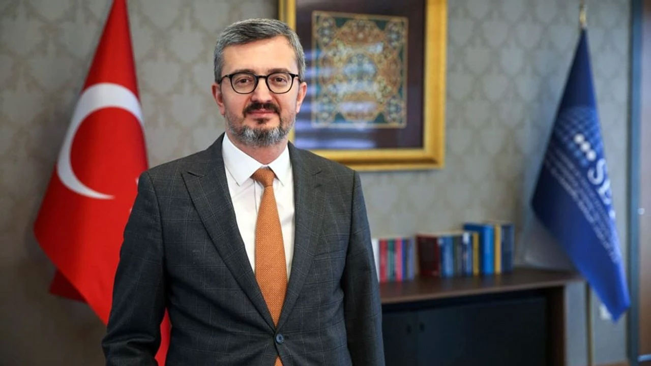 Burhanettin Duran: CHP’nin girişimi devlet ciddiyetinden yoksun bir saygısızlıktır