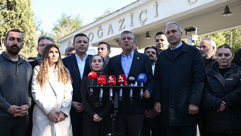 CHP lideri Özel: Alkış da yaptılar, eleştiri de yaptılar ama…