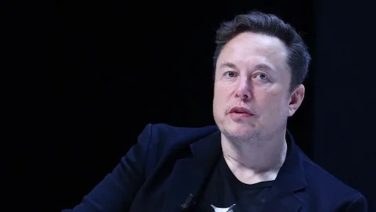 Elon Musk’tan ezber bozan WhatsApp açıklaması! ‘Güvenli değil’