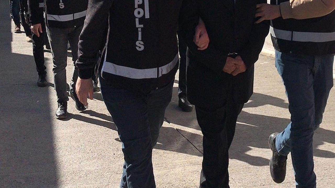 İstanbul’da terör örgütü DEAŞ operasyonunda 11 zanlı yakalandı