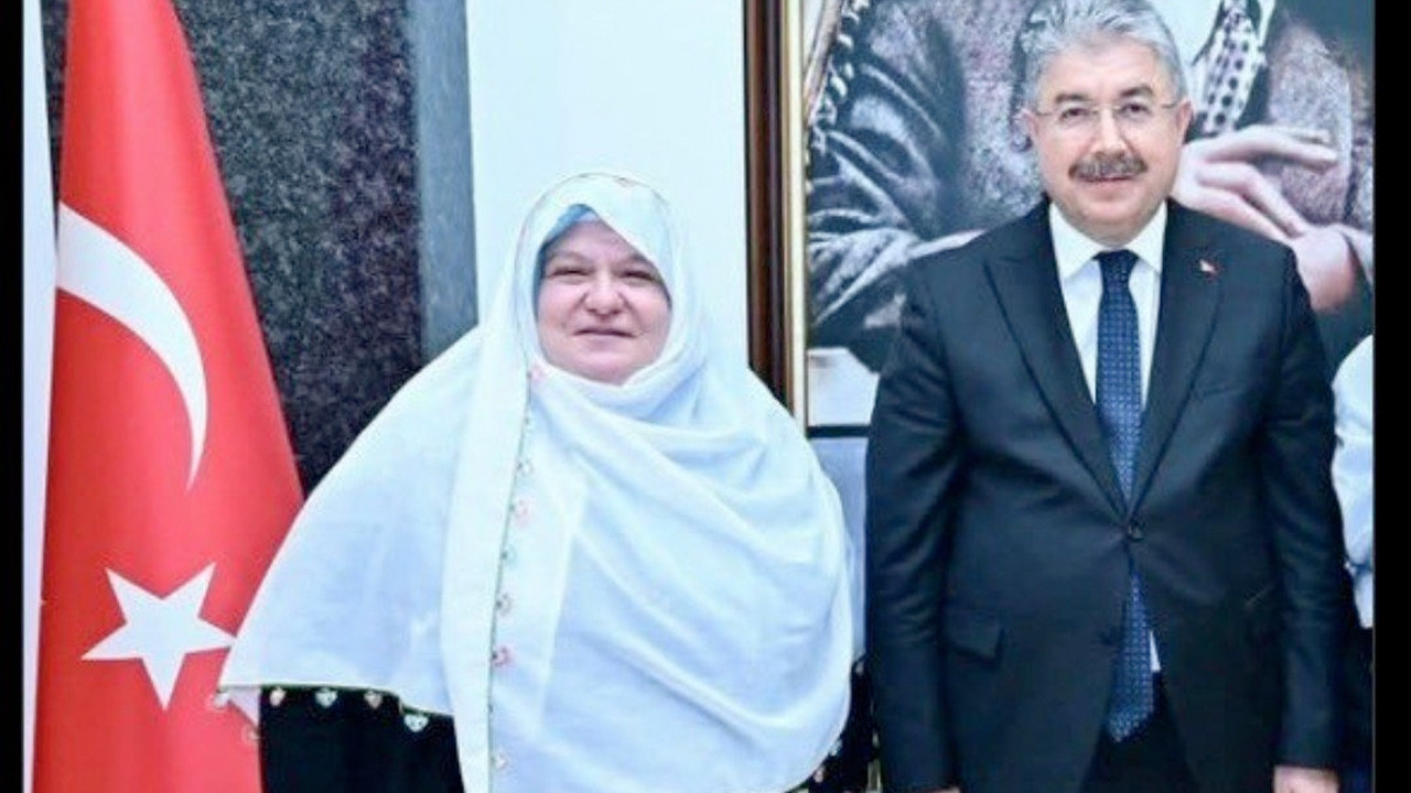 Iyi Partili Isim Ak Partili Belediye Baskanini Kiyafeti Uzerinden Asagiladi Hakaret Etti 1