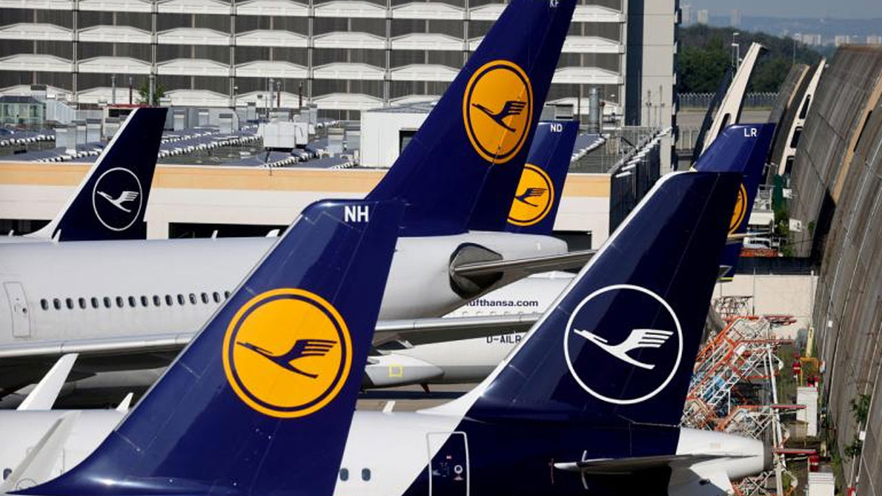 Lufthansa’da grev nedeniyle 800 uçuş iptal edildi, 100 bin yolcu mağdur oldu