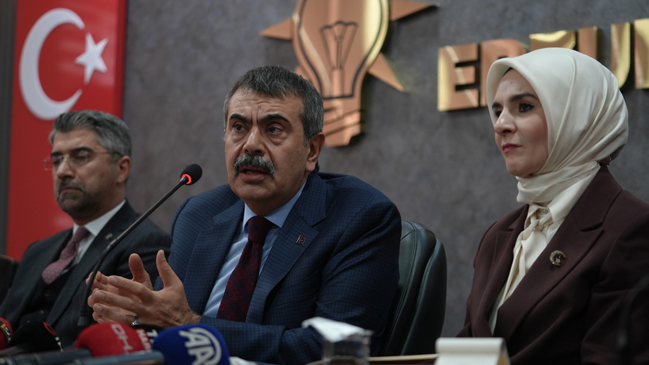 Milli Egitim Bakani Yusuf Tekinden Ozgur Ozele Matematik Bilmedigi Cok Acik 1