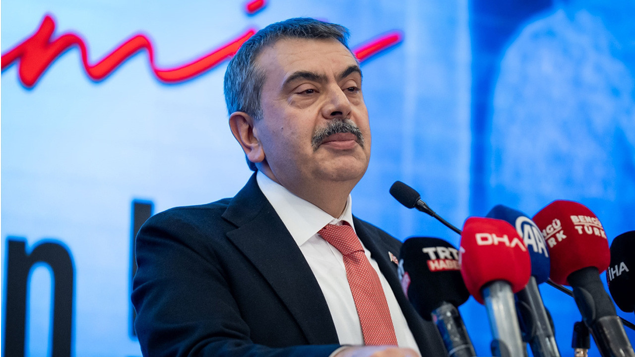 Milli Eğitim Bakanı Yusuf Tekin’den tepki: ‘Özgür Özel kadar midesi geniş bir insan değilim’