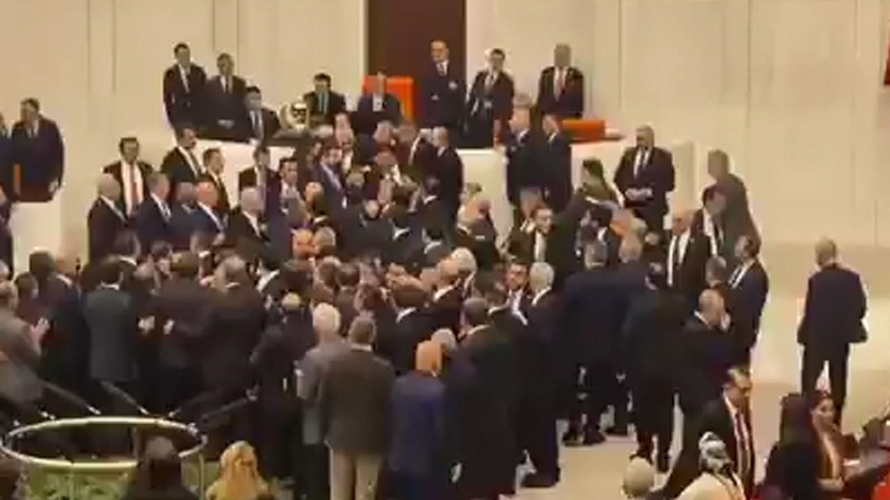 Tbmmdeki Yumruklu Kavganin Ardindan Osman Gokcekten Ilk Aciklama Pisman Degilim 1