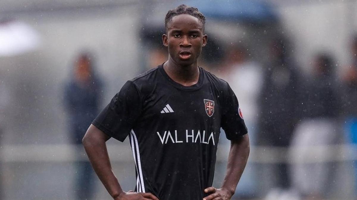 Transferde mutlu son! Aslan’a genç orta saha