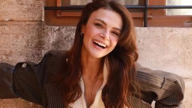 Uzak Şehir’in Alya’sı Sinem Ünsal yayınladı! Sosyal medyayı sallandı