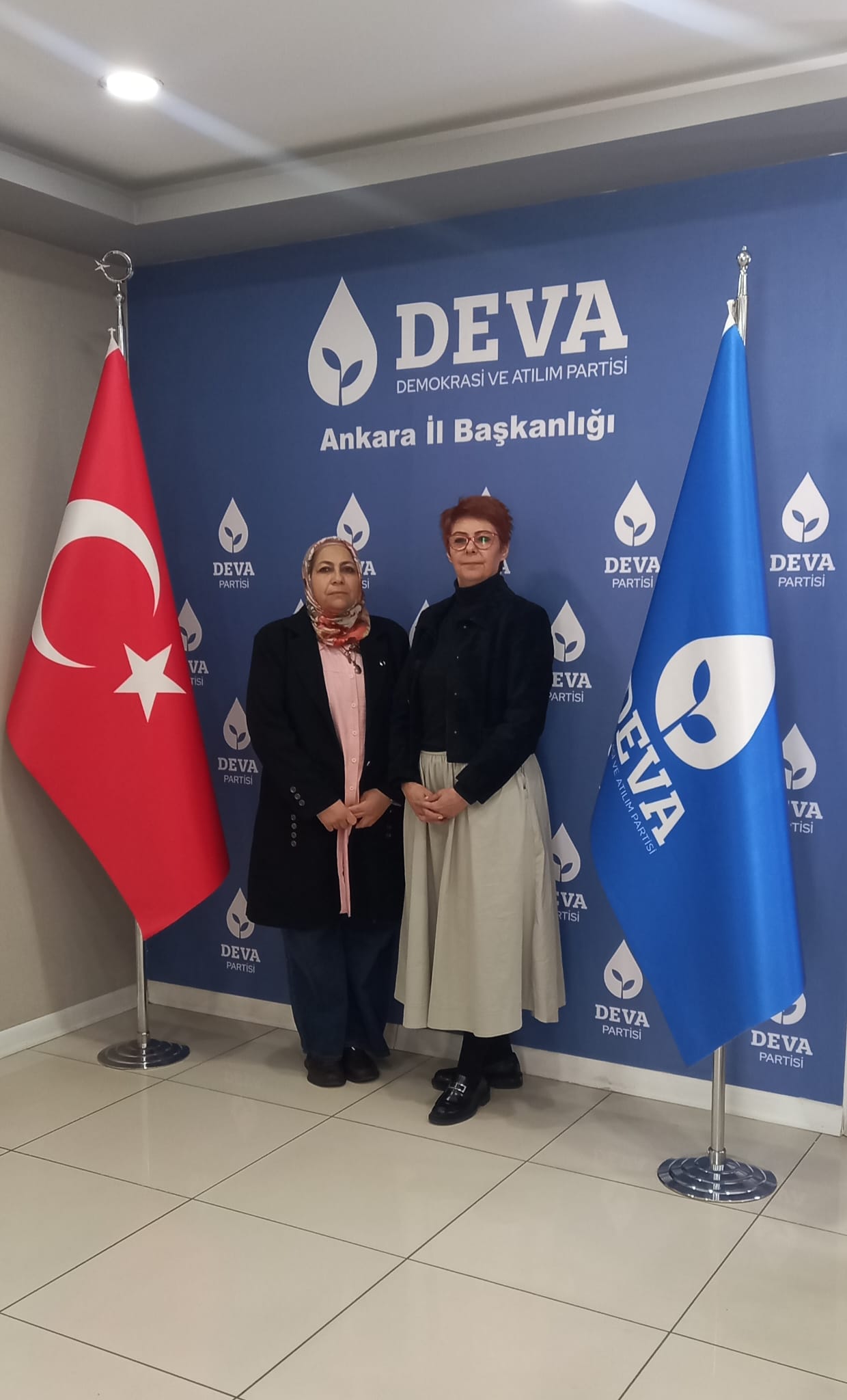 DEVA Partisi Ankara İl Başkanlığı’na Ziyaret: Kadınlar, Gençler ve Bağımlılıkla Mücadele Masaya Yatırıldı