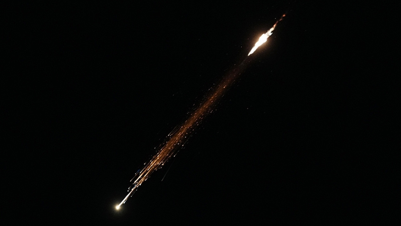 İran’dan İsrail’e yeni dalga füze saldırıları